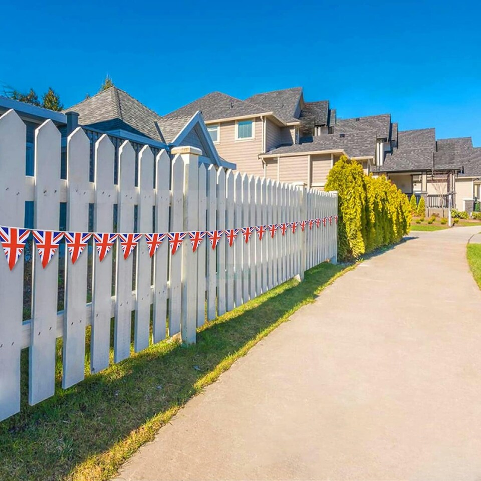 image 1 of 7m Union Jack Flag Party Bunting Triangle Pennants