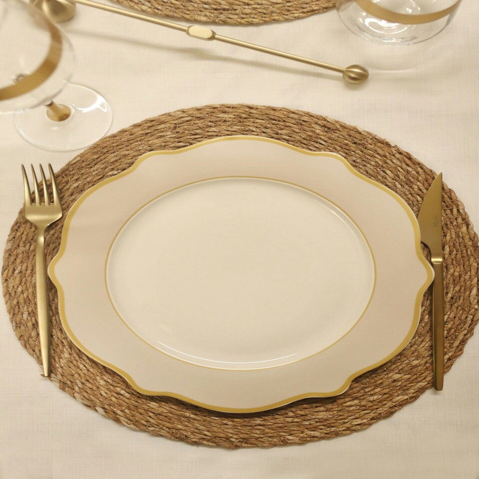 image 1 of Jaswely Collection Porcelain Dinner Plates, Set of 6 (Sand Beige)
