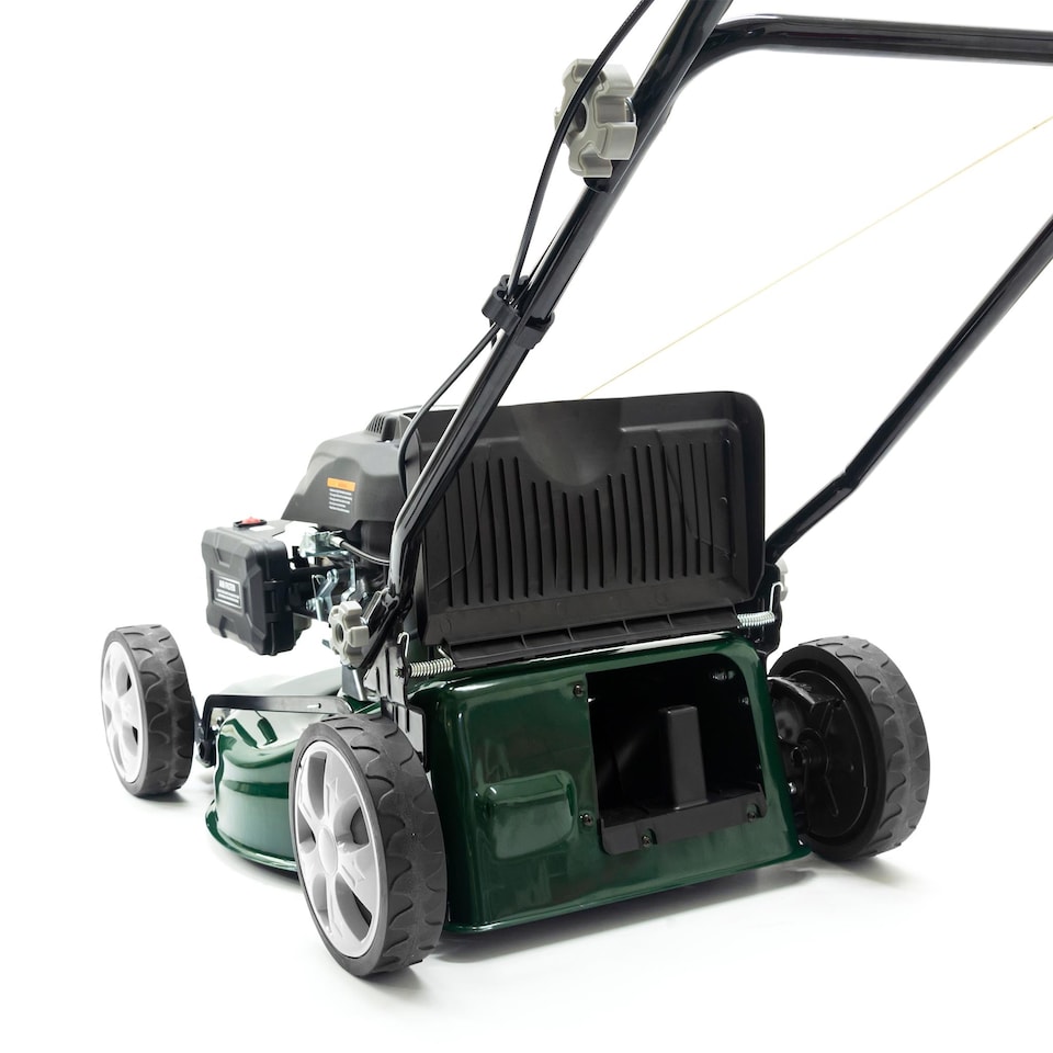 image 1 of Webb WER460SP 46cm Self-Propelled Petrol Rotary Lawnmower