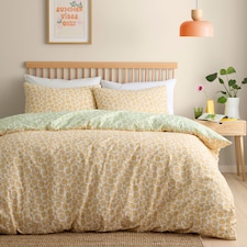 Fusion Retro Daisy Floral Duvet Cover Set Yellow