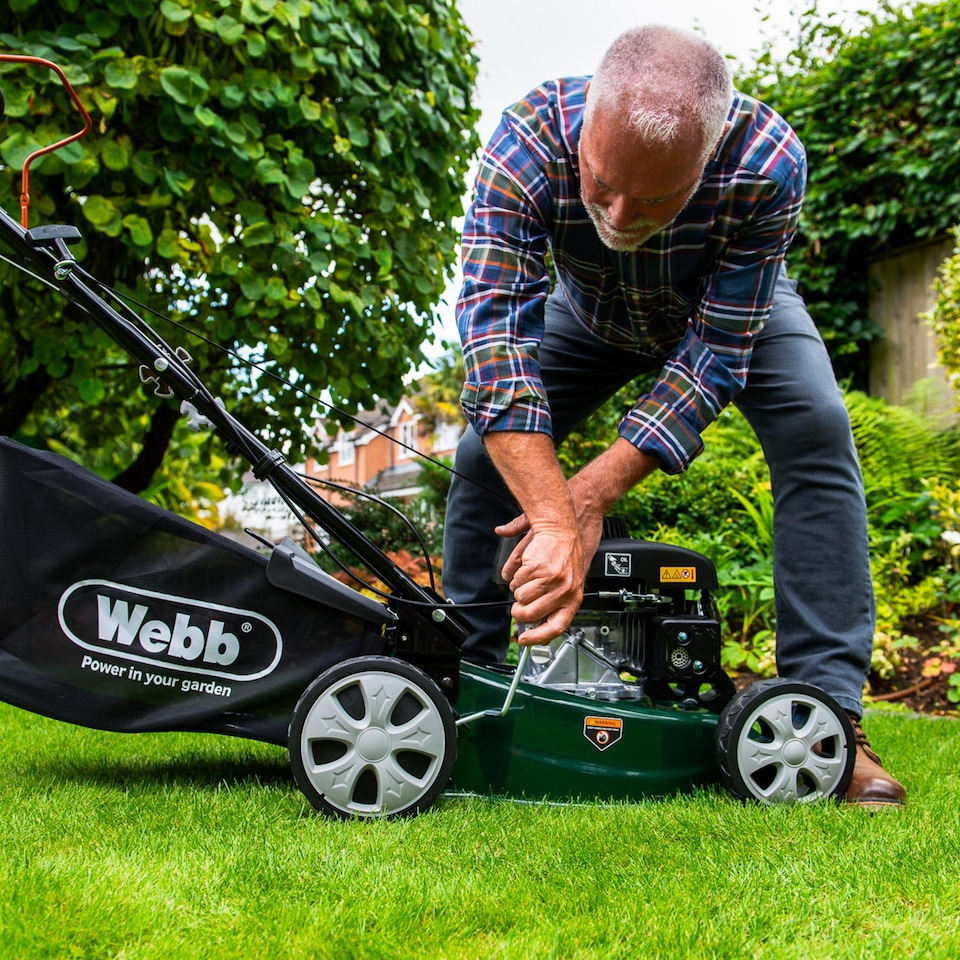 image 1 of Webb Classic 41cm Self‑Propelled Petrol Rotary Lawnmower