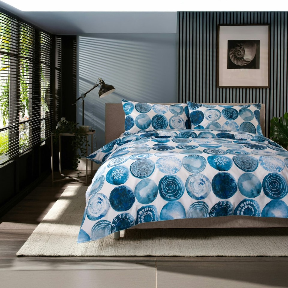 image 1 of Shells 100% Cotton Blue Duvet Cover Set with Piped finish and Printed Fabric Bag Blue | White | King