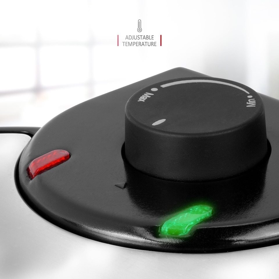image 1 of NETTA 700W Non-Stick Waffle Maker