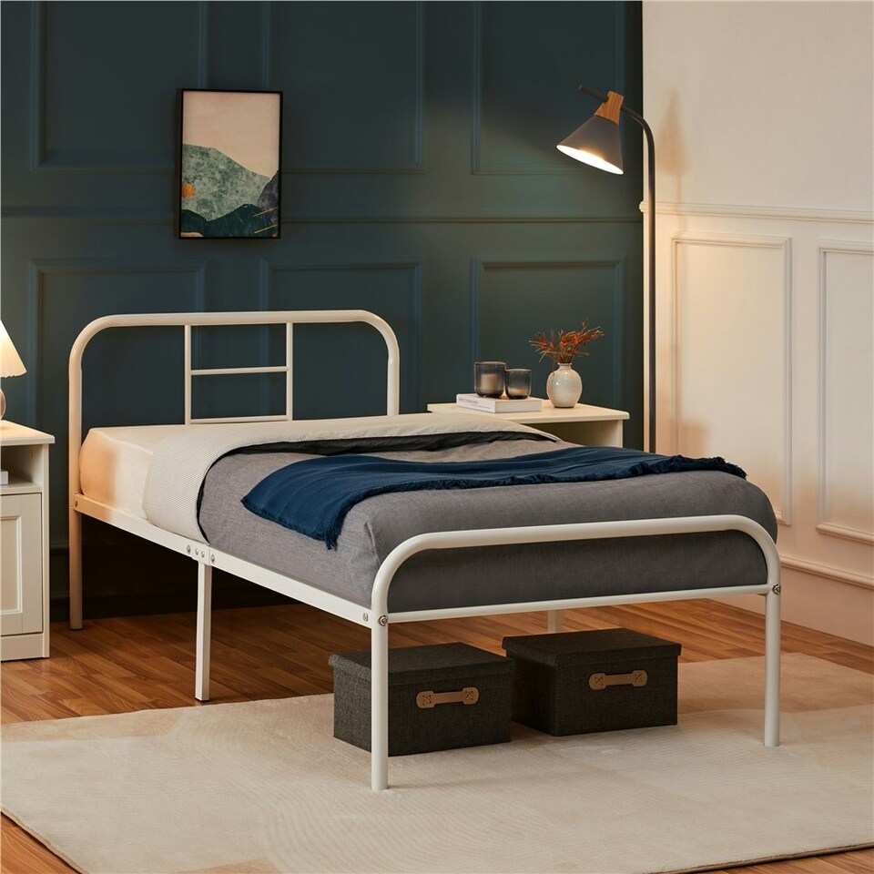 image 1 of Yaheetech Romantic 3ft Single Metal-Framed Bed with High Headboard White