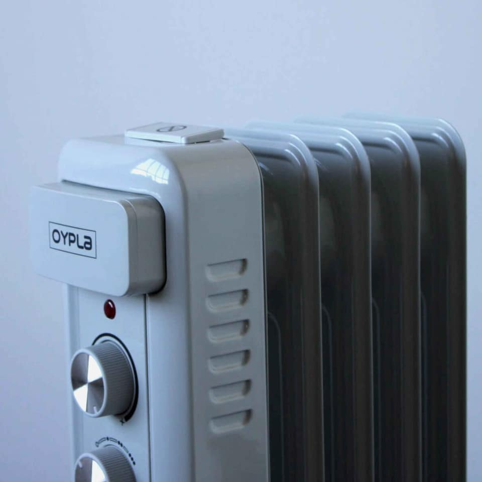 image 1 of 1000W 5 Fin Portable Oil Filled Radiator Electric Heater