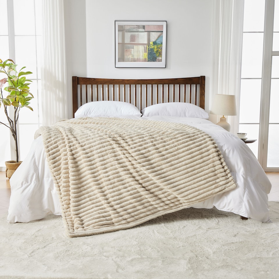 image 1 of Neo Electric Blanket Heated Fleece Overblanket Throw Machine Washable Remote Timer Control Heat Settings