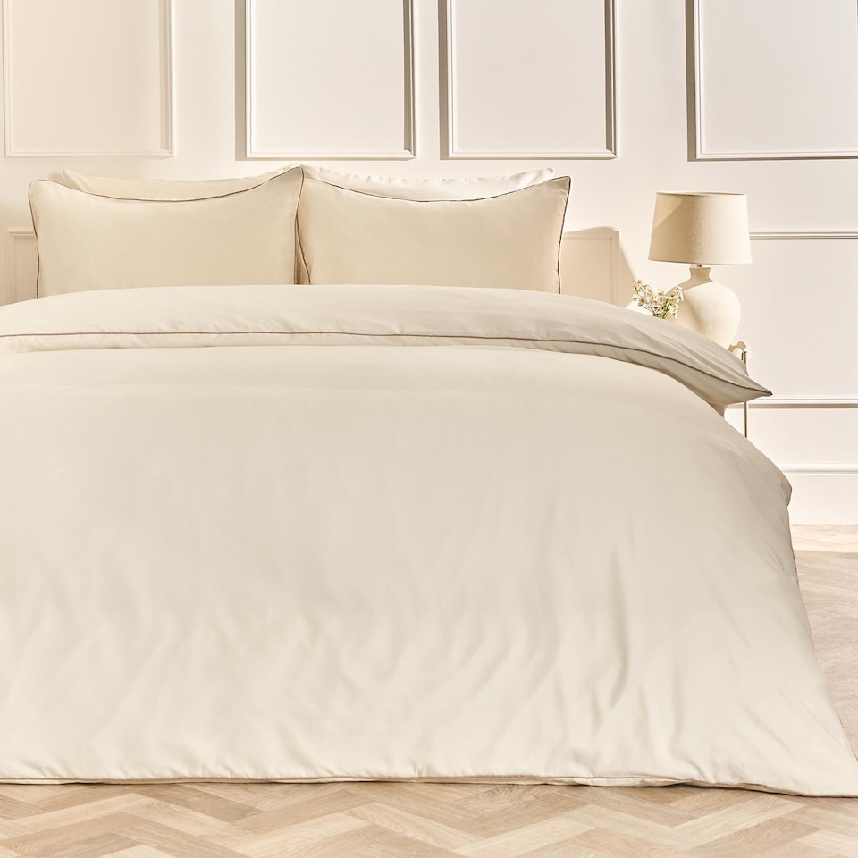 image 1 of OHS Piped Edge Bedding Set Soft Duvet Cover with Pillowcase | Cream | Natural/Ivory | King