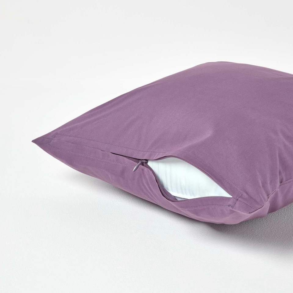 image 1 of Homescapes Grape European Size Egyptian Cotton Pillowcase 200 TC - 40 x 40 cm