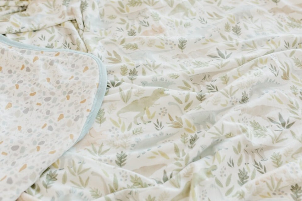 image 1 of Copper Pearl 3 Layer Jumbo Quilt Rex