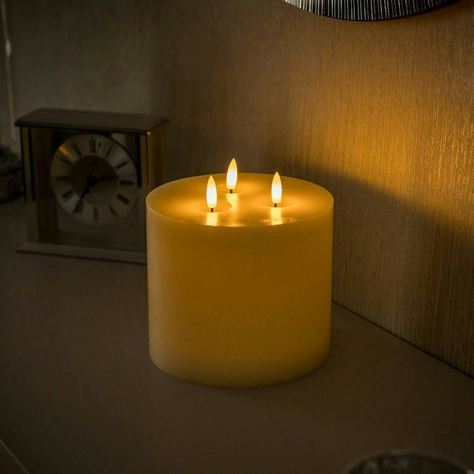 image 1 of ValueLights Candle LED candle Cream Illuminated Decoration and Integrated LED 3W Warm White 2700K Bulb