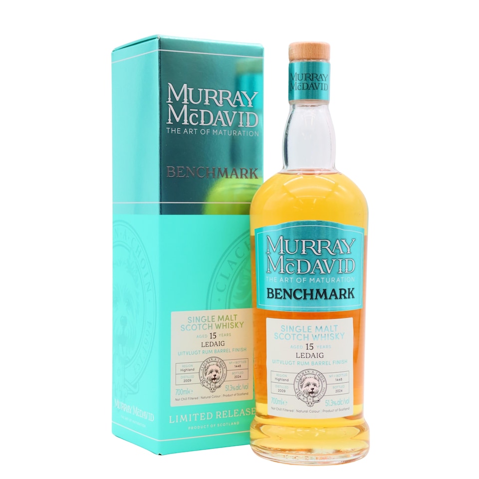 image 1 of Ledaig - Murray McDavid Benchmark Uitvlugt Rum Cask Finish 2009 15 year old Whisky | Multi | Banana custard, smoky apple and coastal notes. Grilled peach, pineapple with sweet embers. Oily peat, tropical fruits ans a faint sea spray. | 1