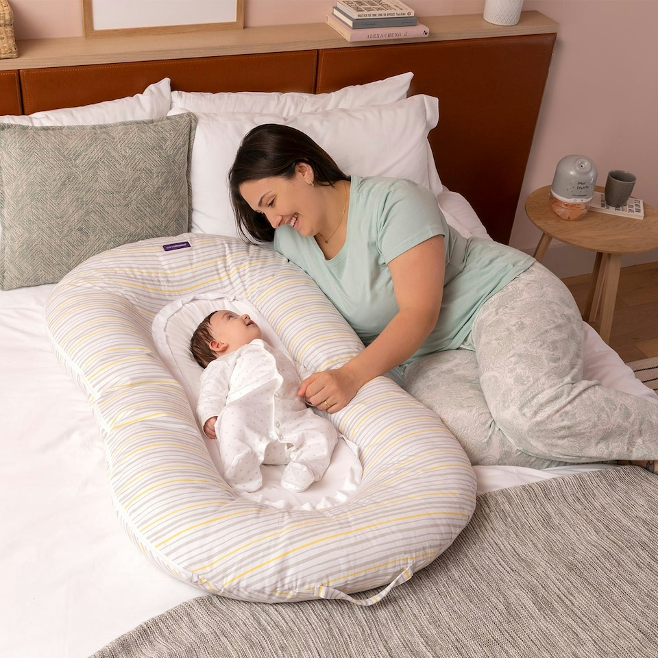 image 1 of Clevamama Mum2Me Pillow & Pod