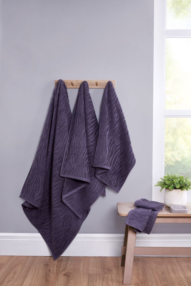 image 1 of Safari Pure Cotton Face Cloth Towels Set Of 4 | Purple | Face cloth | 4