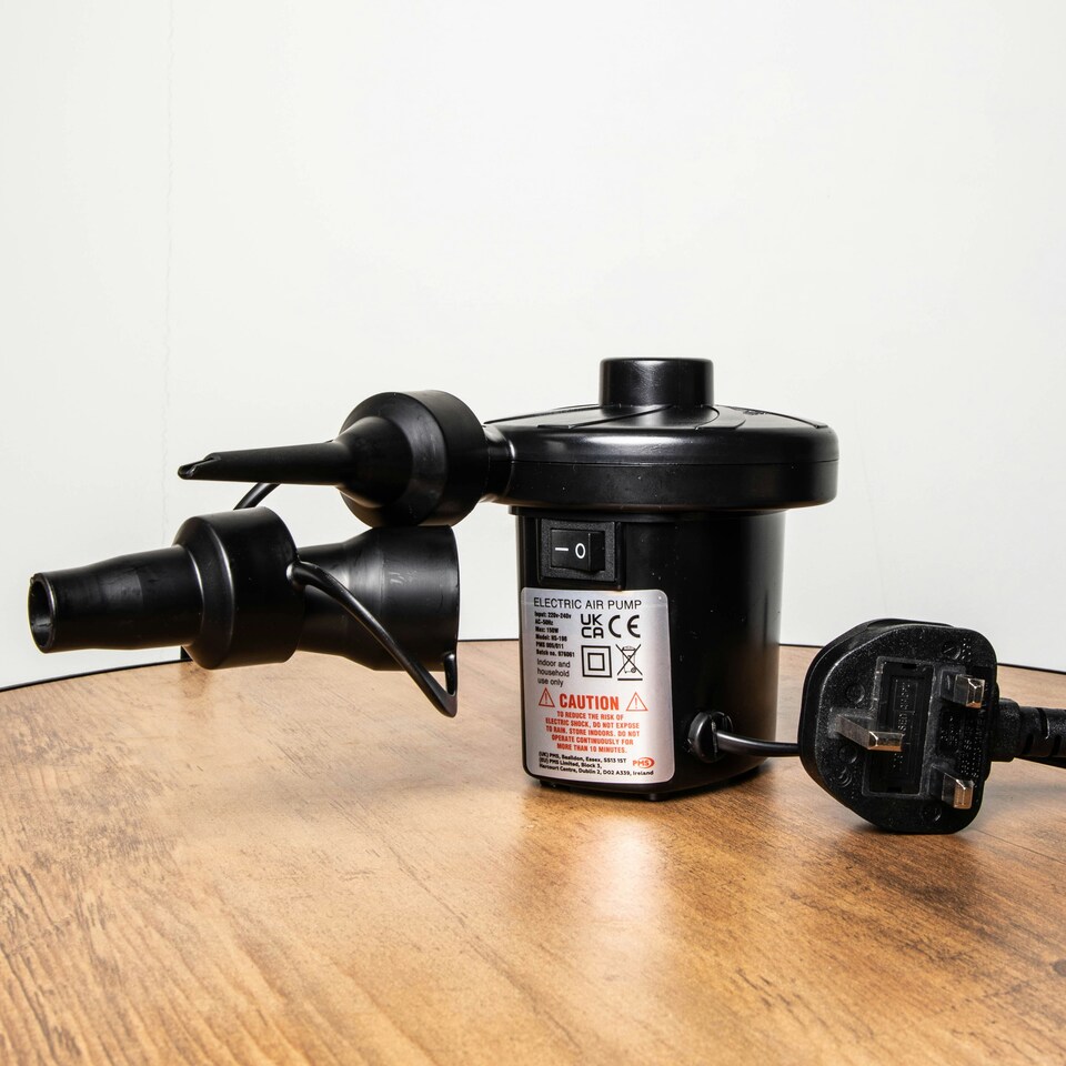 image 1 of 240v Plug in Mains Operated Inflate and Deflate Pump for Pools Boats Camping