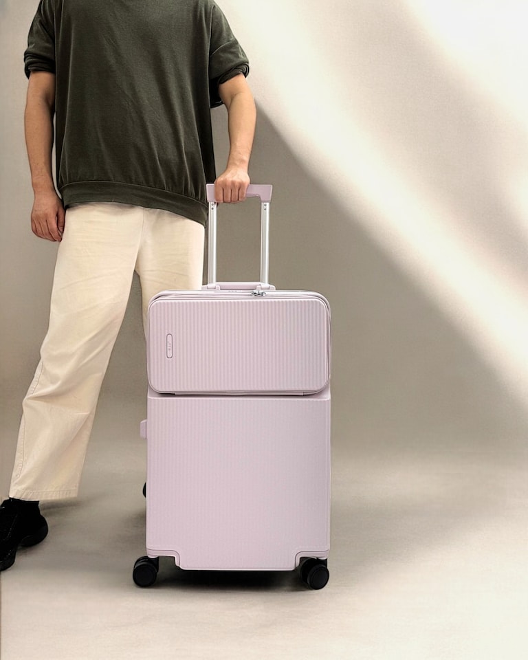 image 1 of Medium Suitcase 24’ Inch Hard Shell Checked Luggage - Lightweight, Durable with Built-in Cupholder, TSA Lock, Dual Spinner Wheels
