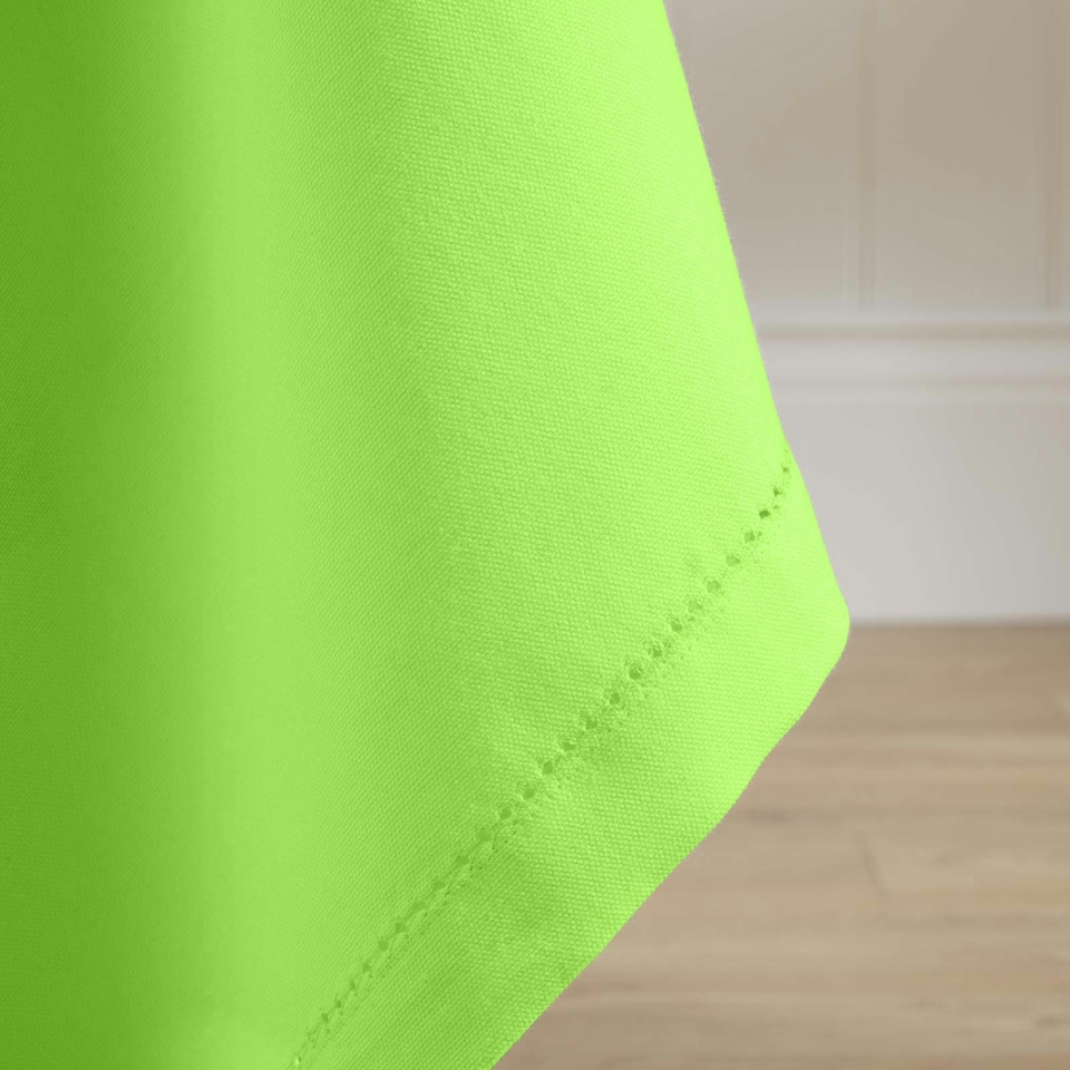 image 1 of Homescapes Lime Green Tablecloth - 178 x 300 cm Green