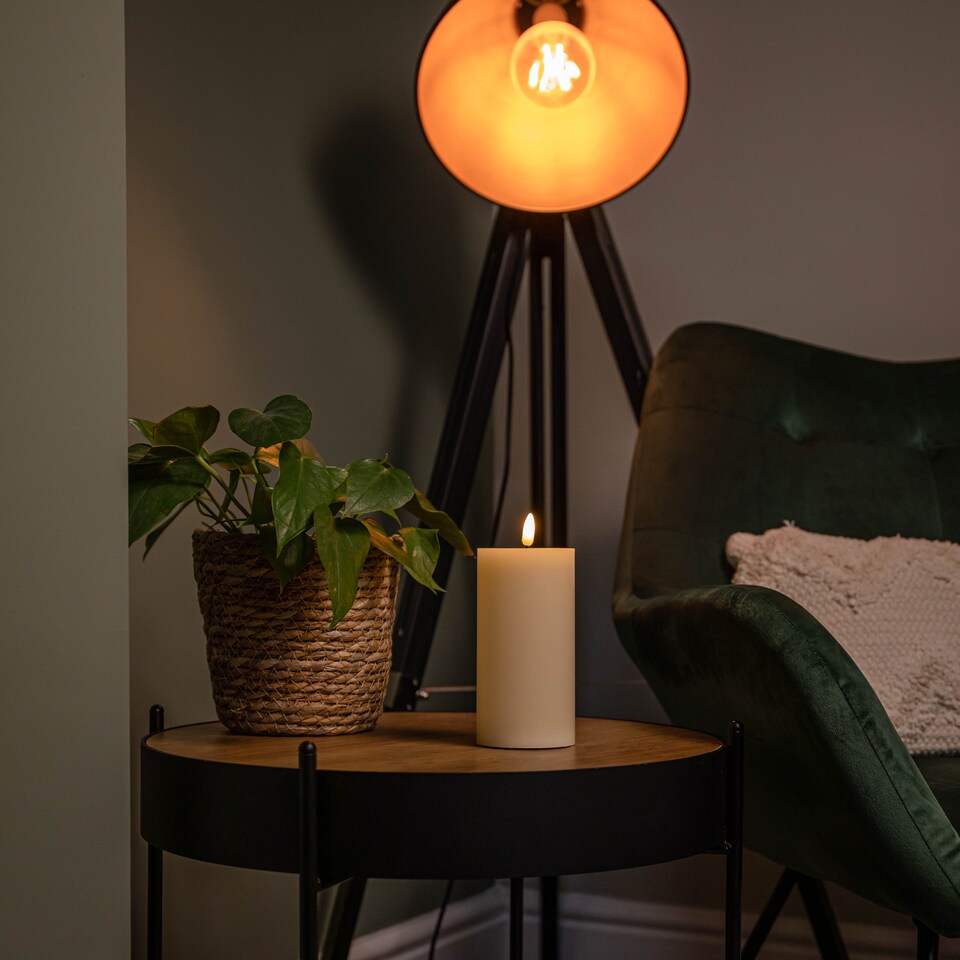 image 1 of 7.5cm x 15cm Cream Wax Melted Pool Effect Candle with Timer Function and Warm White LED