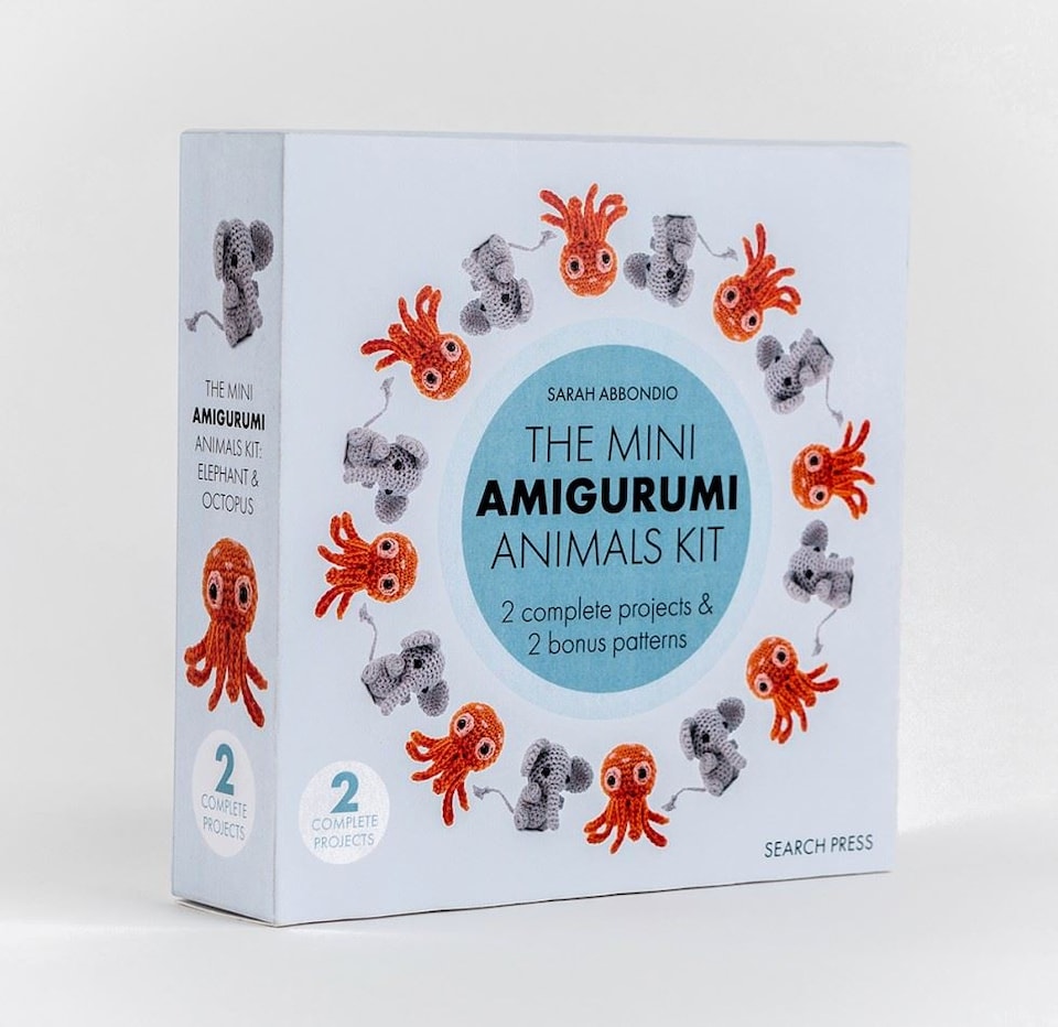 The Mini Amigurumi Animals Kit by Sarah Abbondio  - Mini Amigurumi