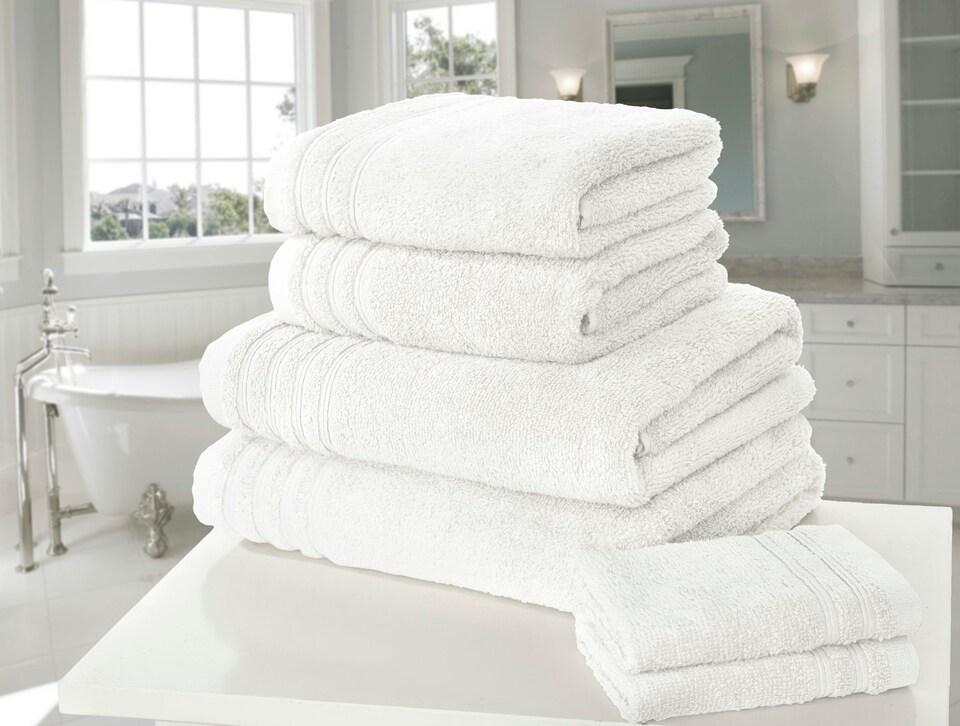 image 1 of So Soft Pure Cotton Face Towels Super Soft and Absorbant | Green | Face cloth | 1