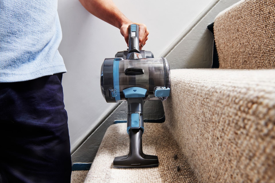 image 1 of VAX Blade 4 Classic Plus Cordless Vacuum Cleaner CLSV-B4CA