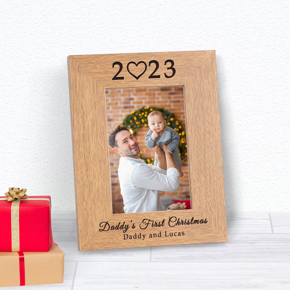 image 1 of Personalised Daddy's First Christmas Wood Picture Frame 6 x 4 Dad