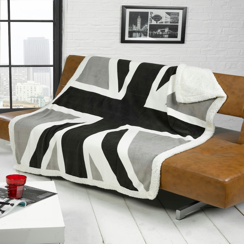 image 1 of Union Jack Polyester Throw (130x160cm) Black