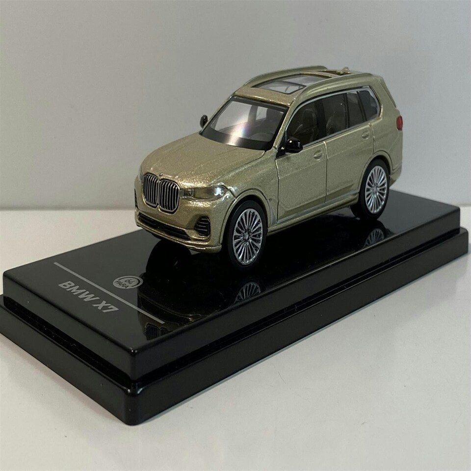 image 1 of BMW X7 Sunstone 1:64 Scale Paragon 55196L
