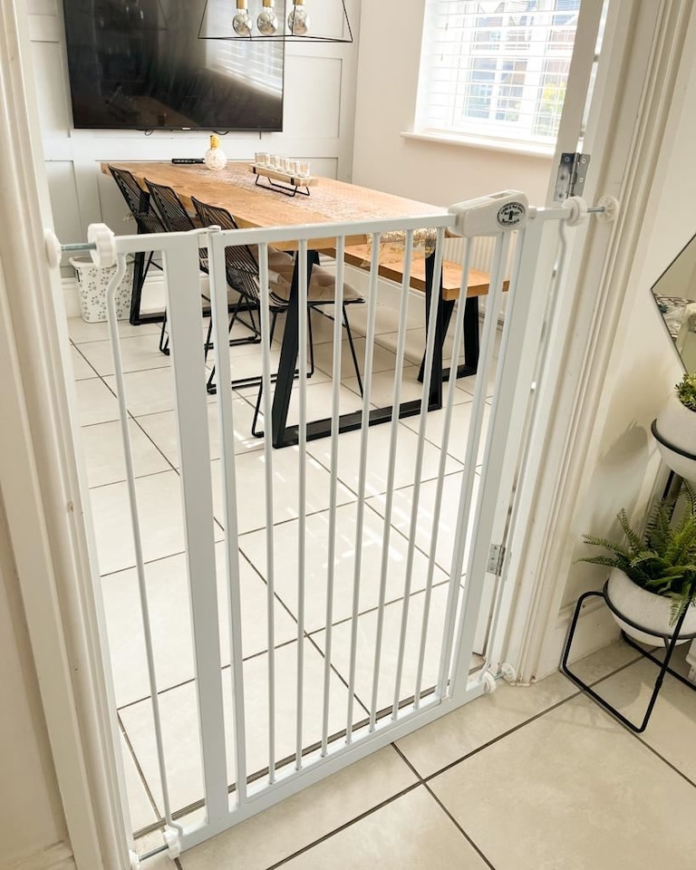 image 1 of Safetots Extra Tall Metal Safety Gate Pressure Fit, 75cm - 82.6cm, White, 104cm in Height, Extra Tall Baby Gate | White | 1