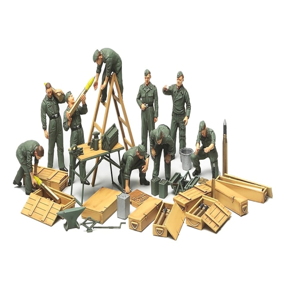 Tamiya German WWII Tank Crew Field Maintenance (1:48 Scale)