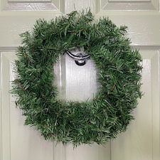 45cm Plain Green Colorado Christmas Door Wreath with PVC Tips