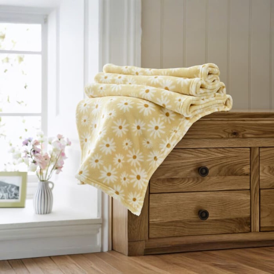 image 1 of Honey Bee Comfort Printed Throw