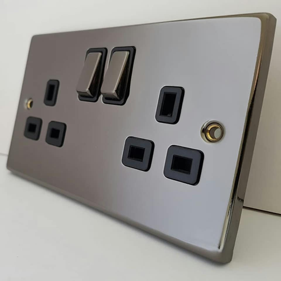 image 1 of SE HOME Black Nickel 1 Gang 13A DP Ingot 1 USB Switched Plug Socket Black | Nickel