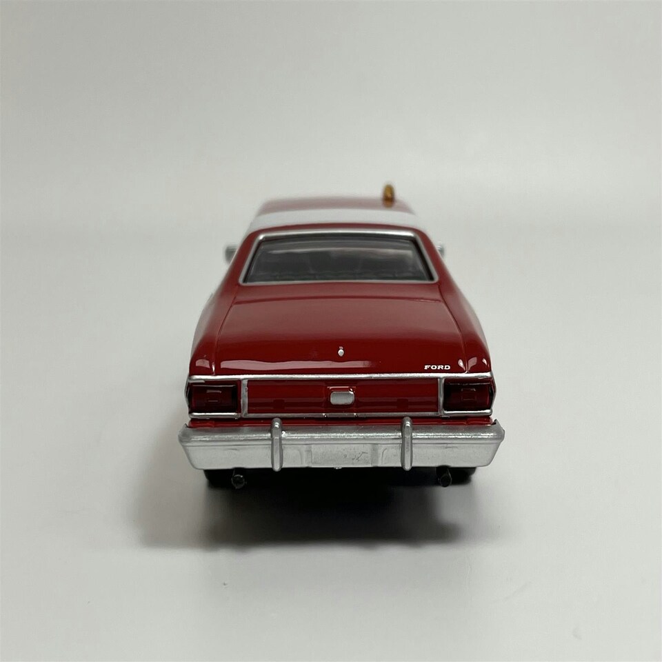 image 1 of Starsky and Hutch Ford Gran Torino 1975 1:43 Scale Norev 270586