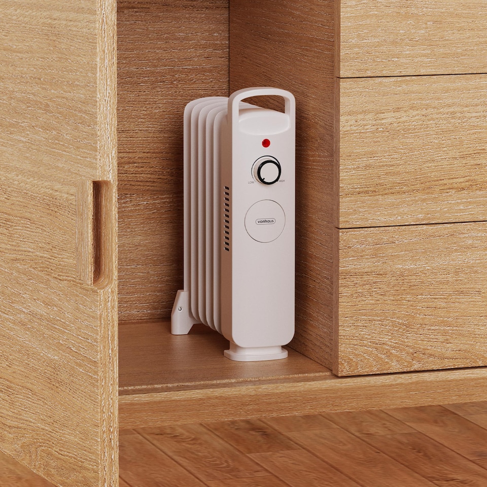 image 1 of VonHaus Oil Filled Radiator 6 Fin Portable Electric Heater