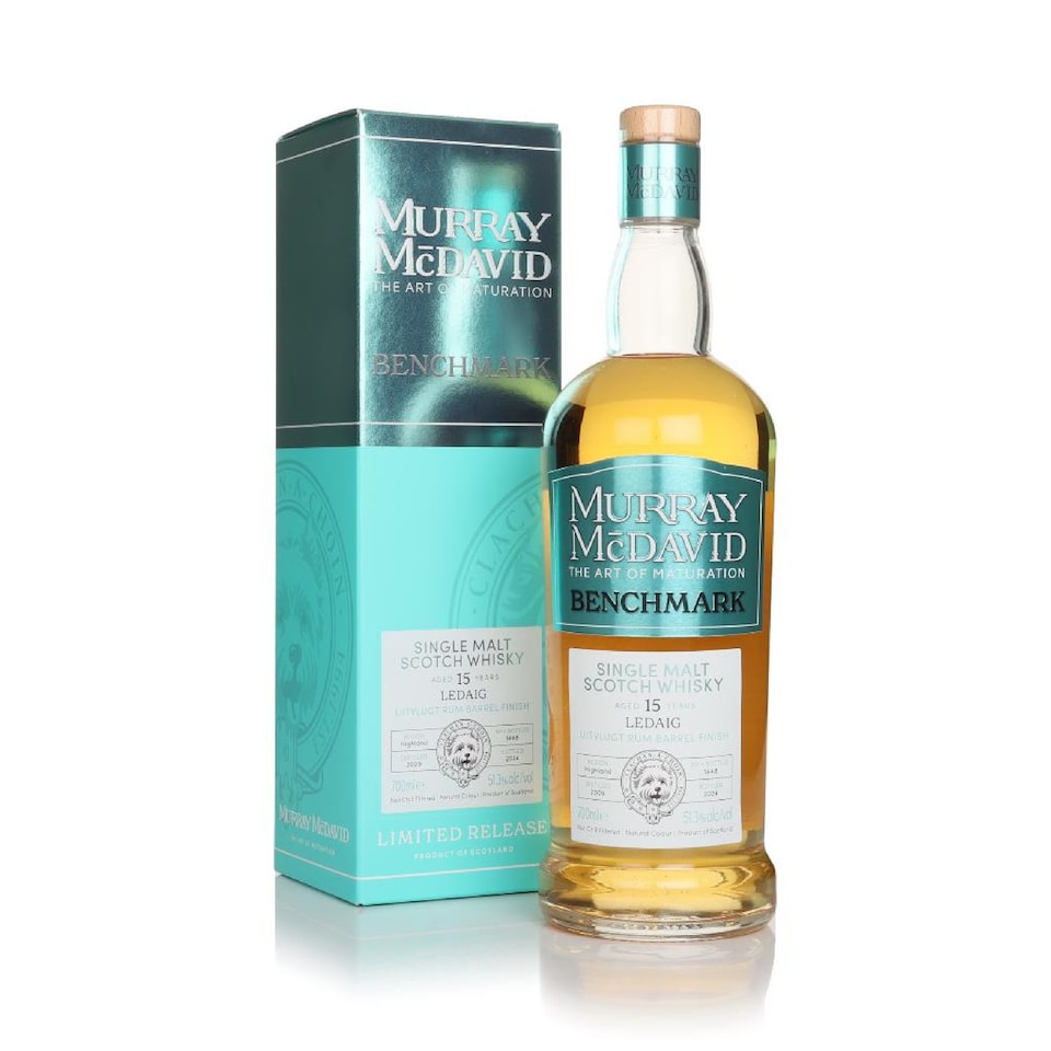 image 1 of Ledaig - Murray McDavid Benchmark Uitvlugt Rum Cask Finish 2009 15 year old Whisky | Multi | Banana custard, smoky apple and coastal notes. Grilled peach, pineapple with sweet embers. Oily peat, tropical fruits ans a faint sea spray. | 1