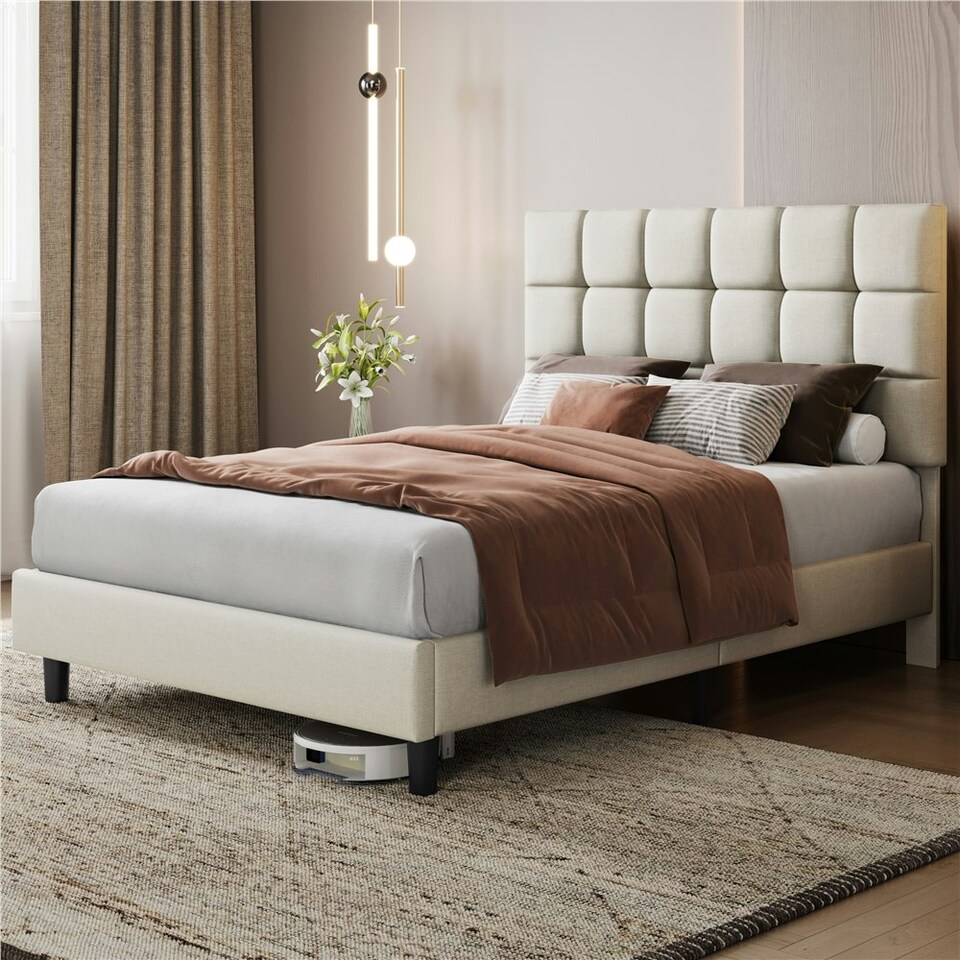 image 1 of Yaheetech 135 cm W x 190 cm L Upholstered Bed Frame Beige