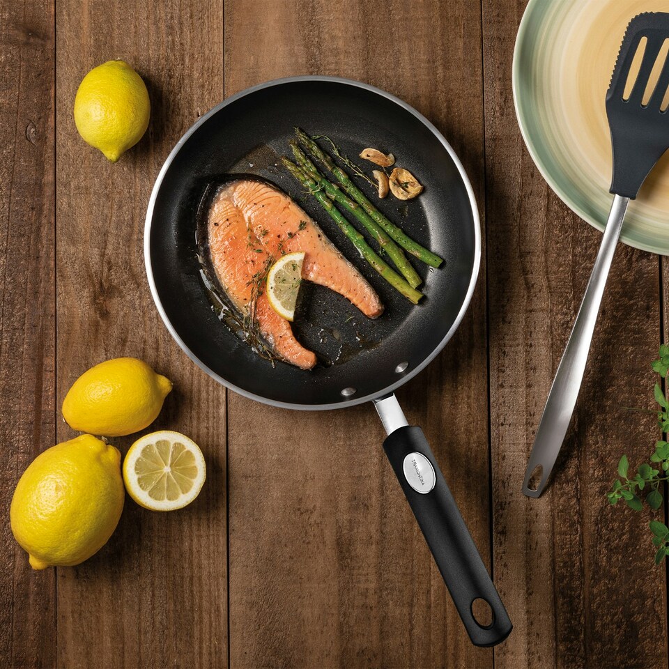 image 1 of Tramontina Non-Stick Frying Pan 26cm - 2.0l