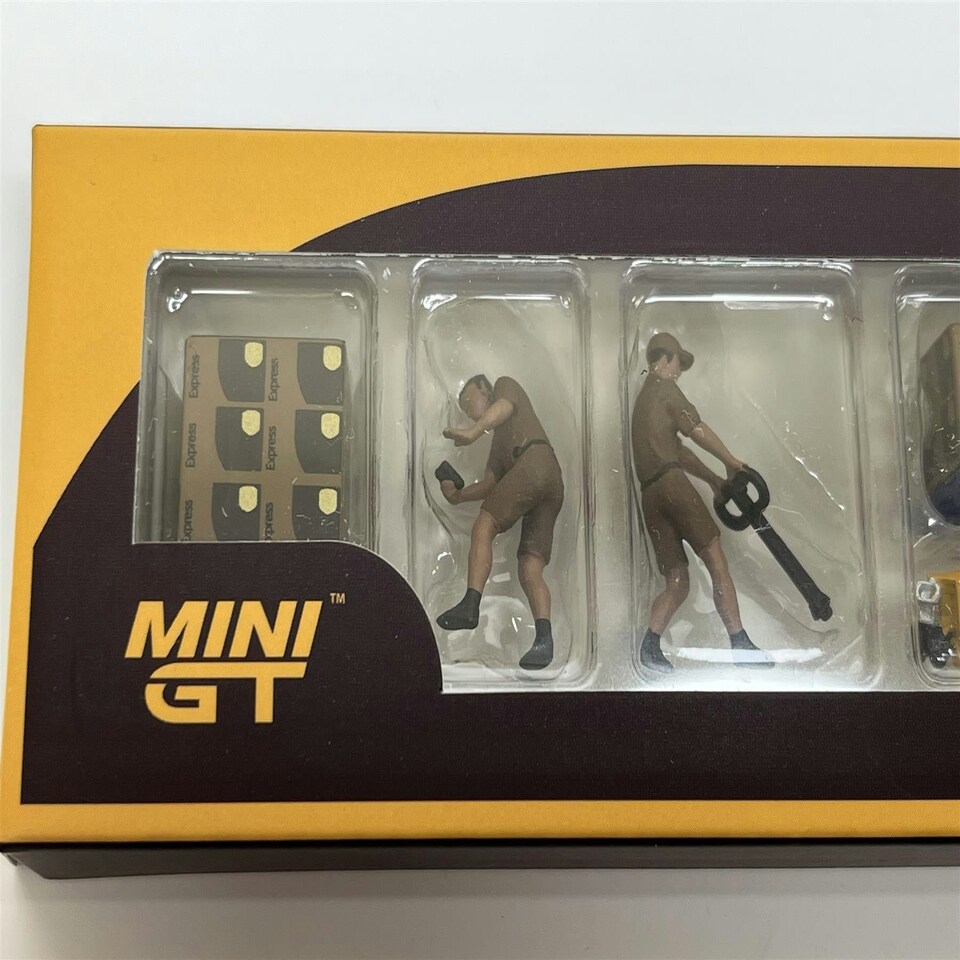 image 1 of Figurine UPS Driver and Workers 1:64 Mini GT MGTAC30