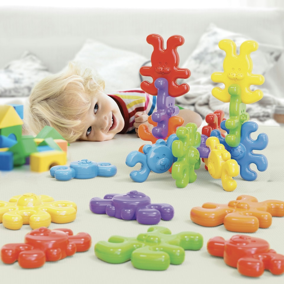 image 1 of Quercetti Animal Mix 18 Pieces