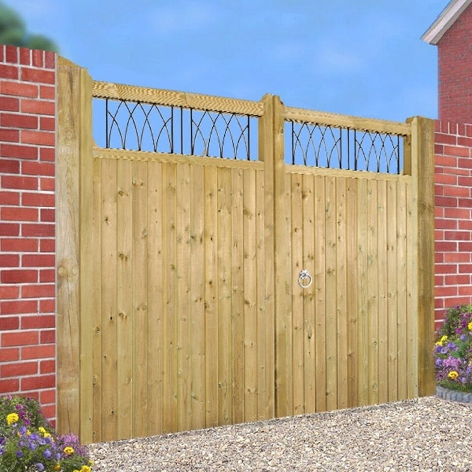 Windsor Tall Double Driveway Gate - Pressure Treated Scandinavian Redwood - W2700 x H1800 mm Brown