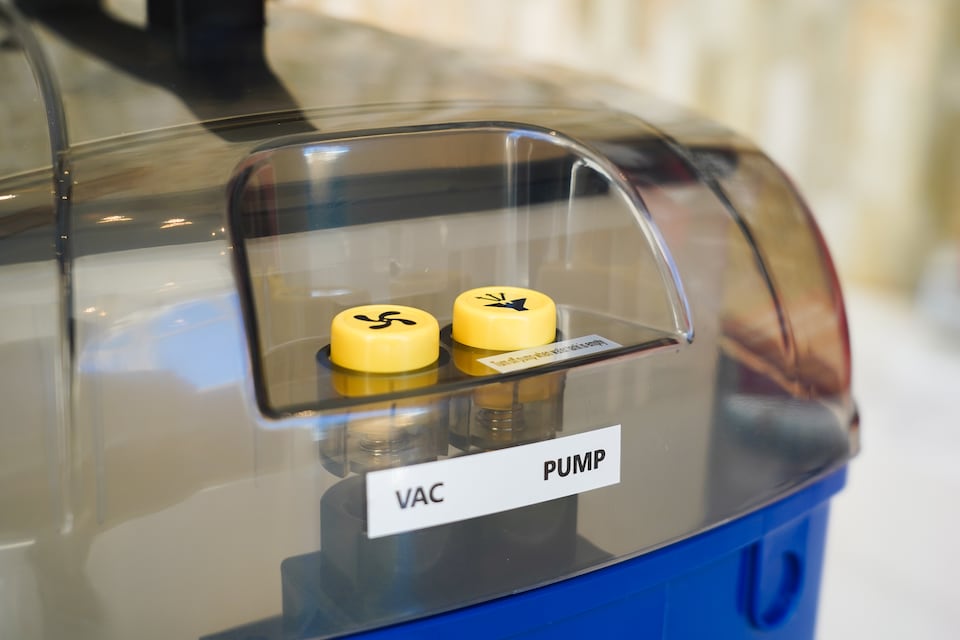 image 1 of Aquarius Pro Valet Carpet and Upholstery Cleaner Car Valeting Machine