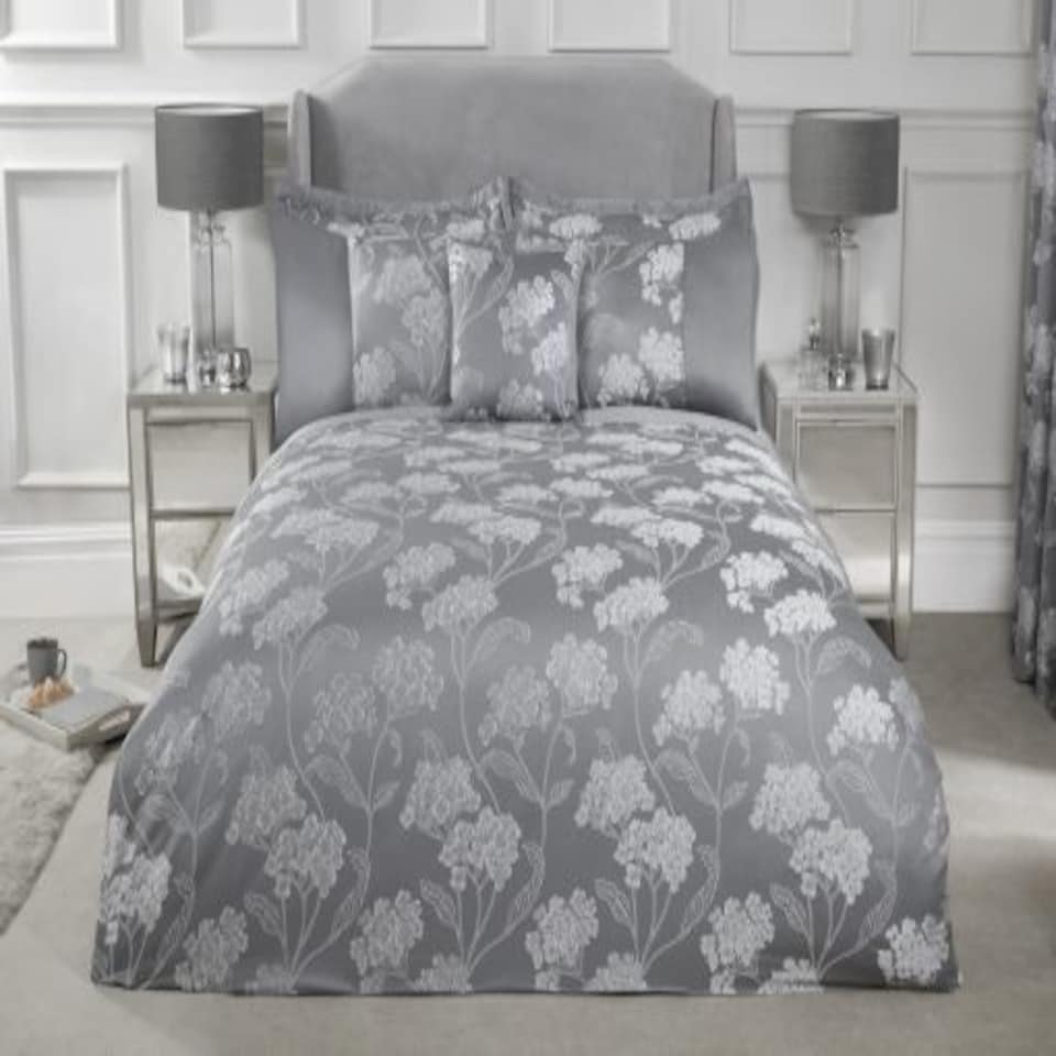 image 1 of English Garden Duvet Set King Bed Silver