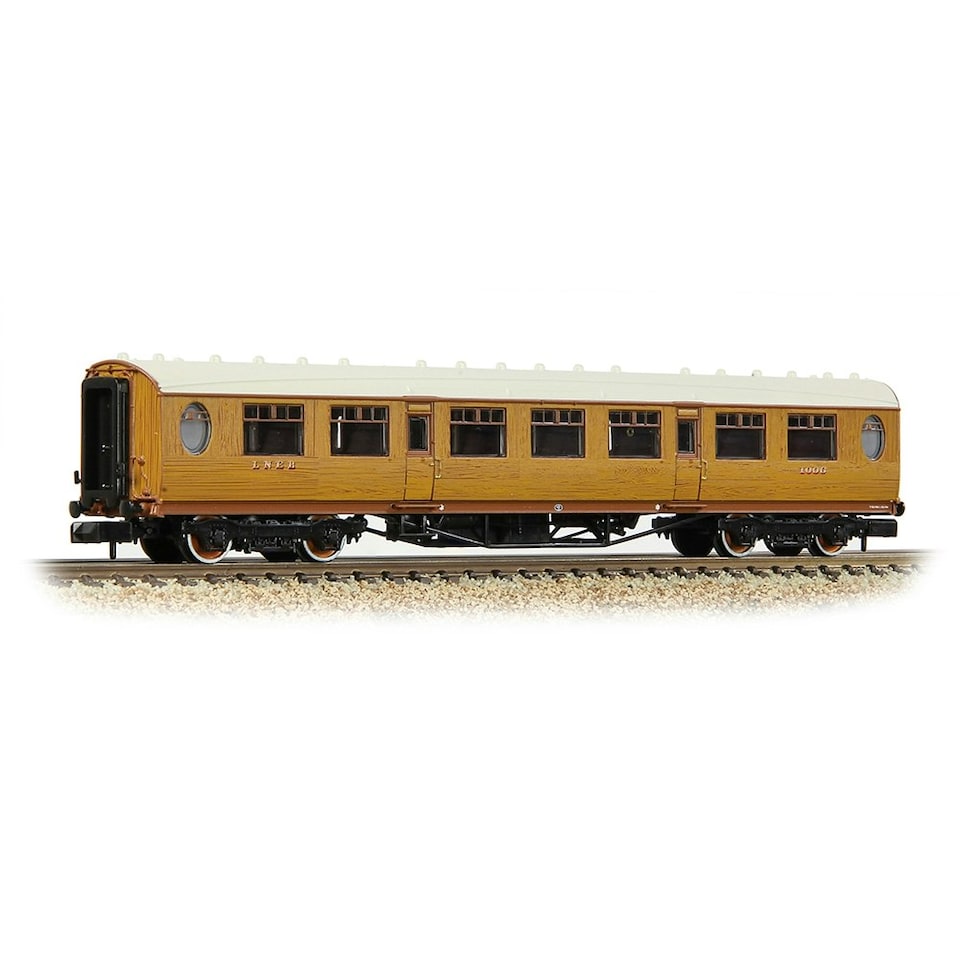 Graham Farish Thompson Third Corridor LNER Teak Effect 1006