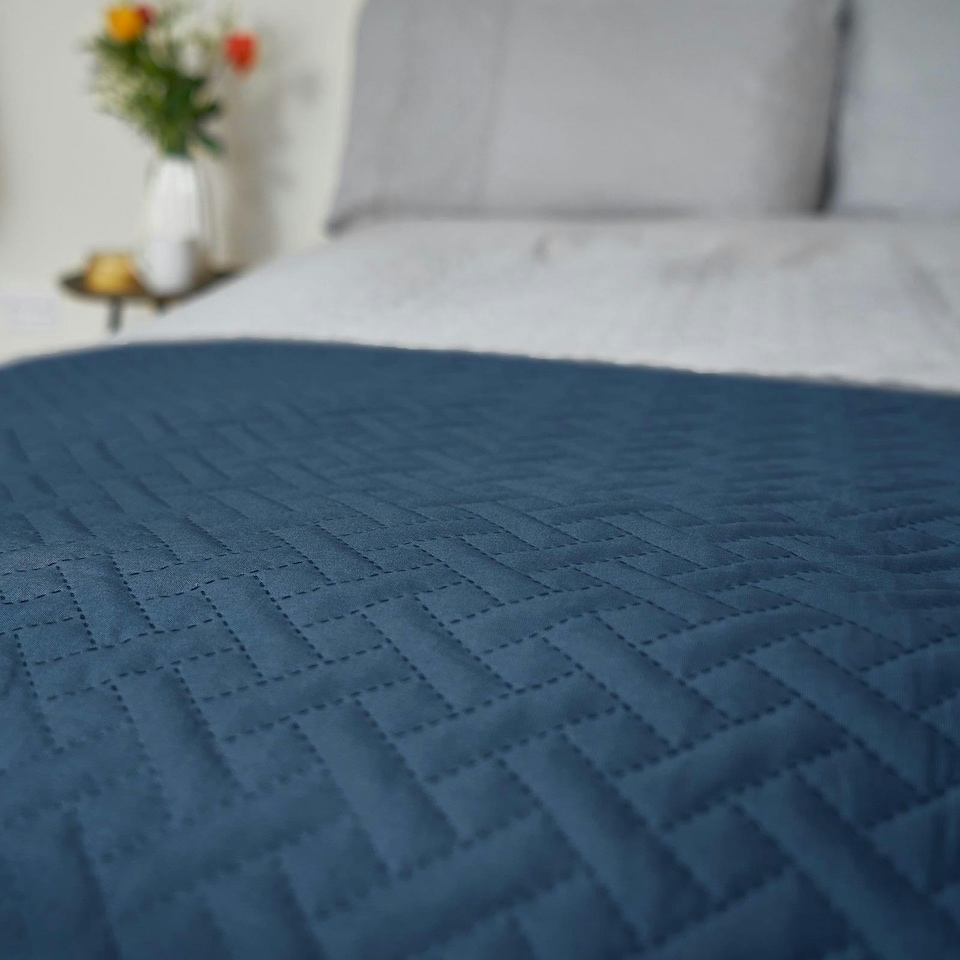 image 1 of OHS Geo Pinsonic Quilted Blanket Bedspread, 200x240cm - Navy Blue