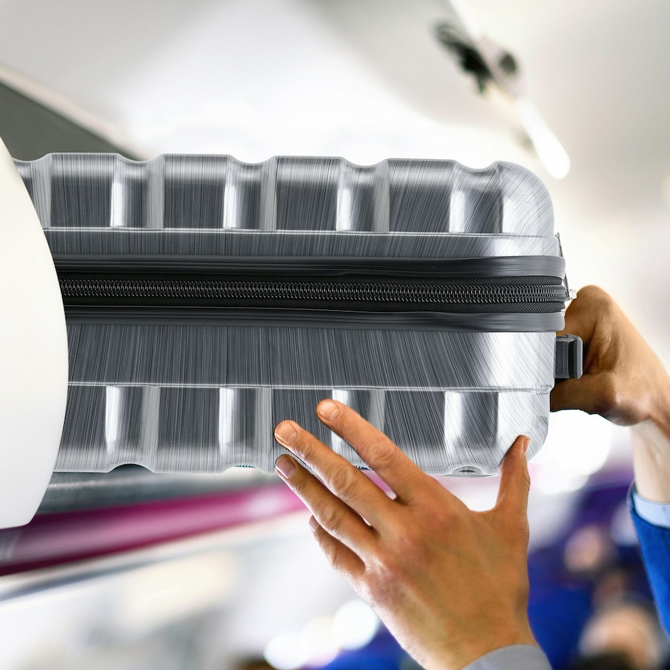 image 1 of 55x35x20cm Carry On Cabin Hard Shell Suitcase - 100+ Airlines Approved Including EasyJet (Paid), British Airways, Ryanair (Priority), TUI Silver | Silver Gloss | Cabin Bag