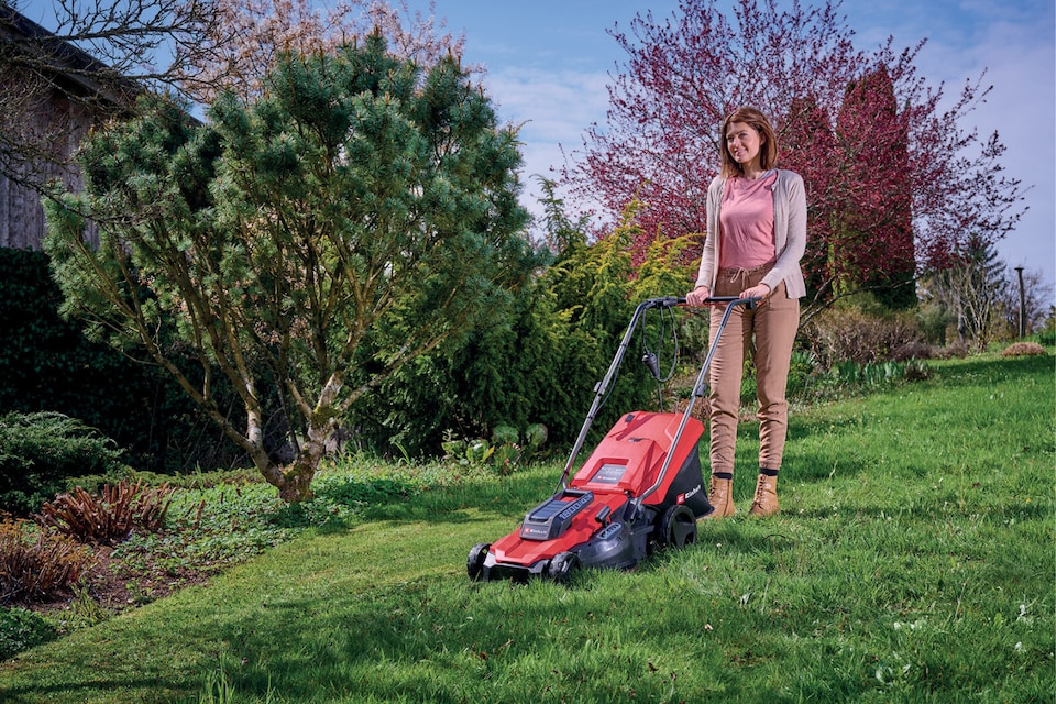 image 1 of Einhell 43cm Lawnmower 1800W Corded Electric