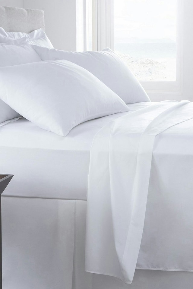 image 1 of Egyptian Cotton Deep Fitted Sheet - 400 Thread Count - 16" Deep - White - King | White | King