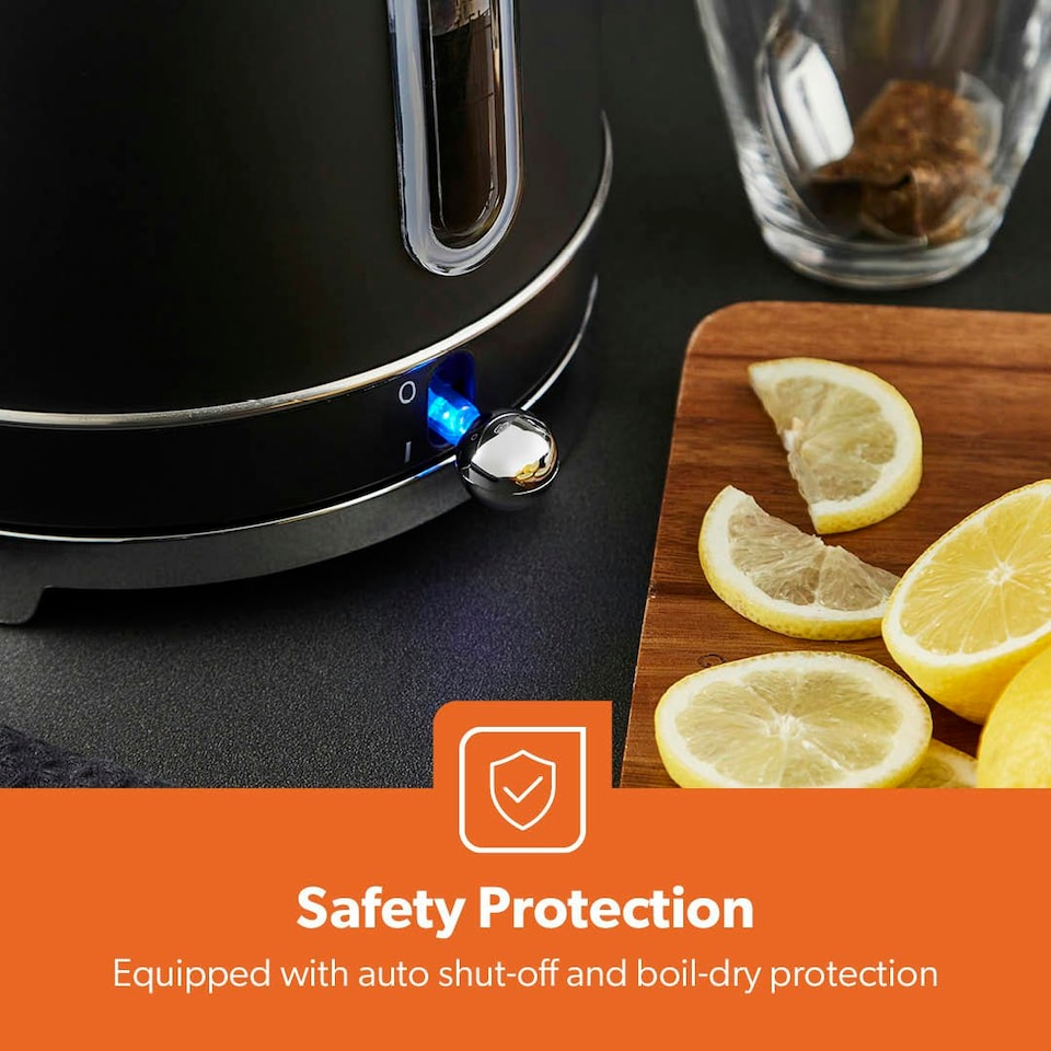 image 1 of GEEPAS Electric Kettle