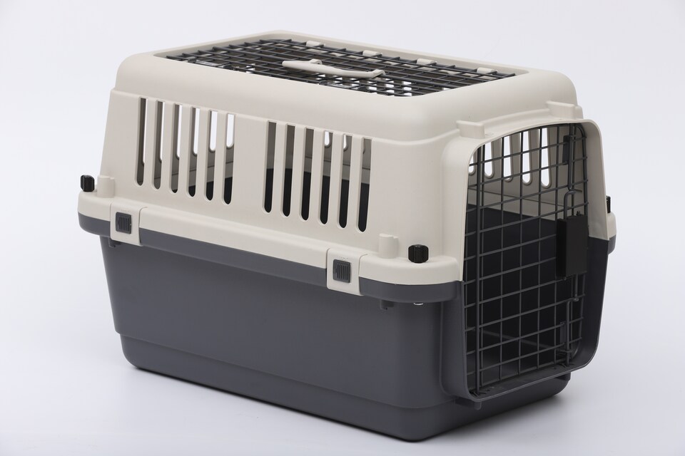 image 1 of Henry Wag Open Top Travel Kennel