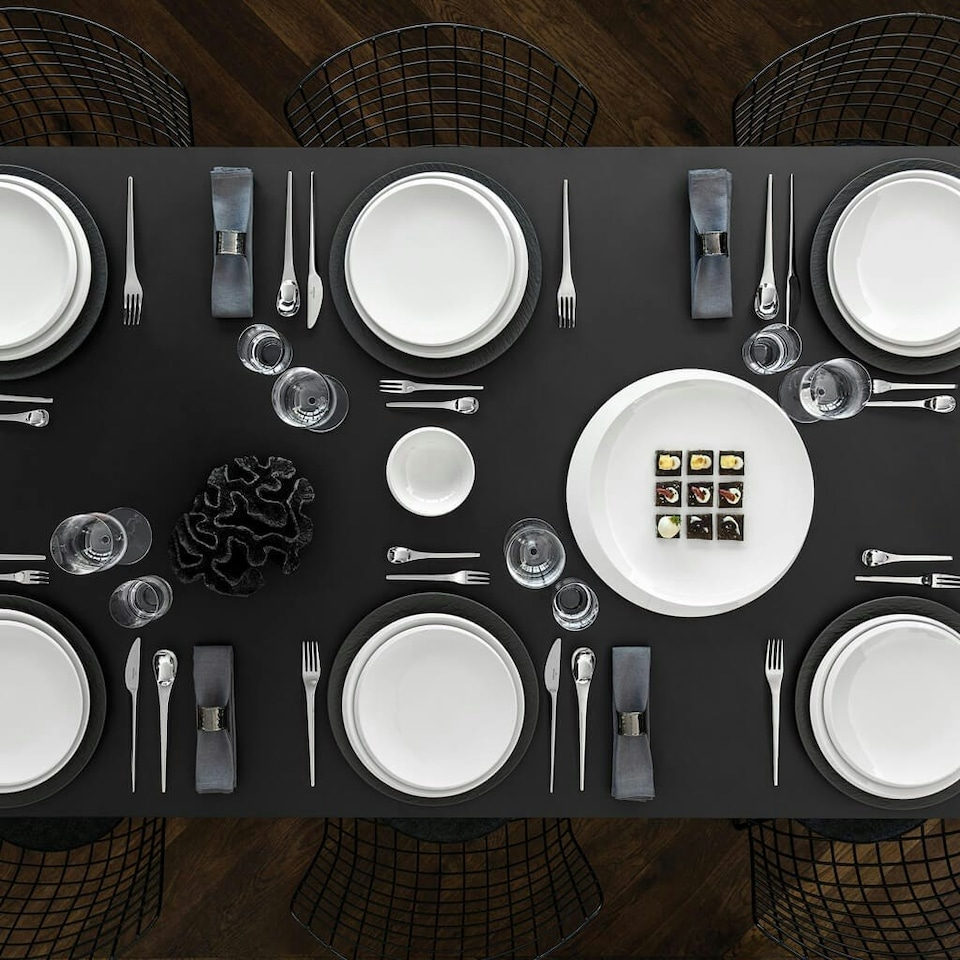 image 1 of Villeroy & Boch New Moon Presentation Tray